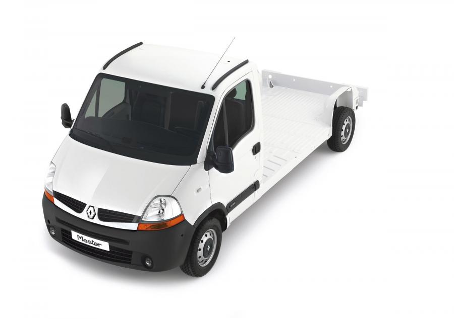 Renault Master 2006 года  (фото 25 из 54)